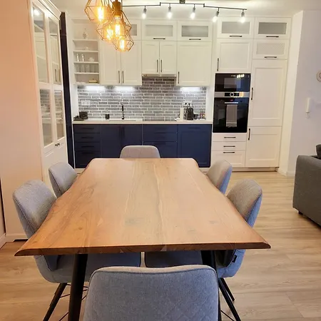 Moonshine Apartamento Erd